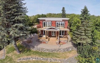 631 W Skyline Pkwy, Duluth, MN 55806
