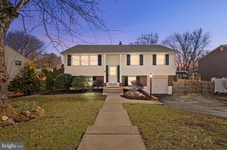 22 Williams Dr, Aston, PA 19014