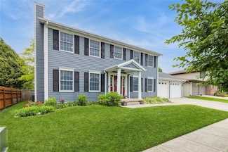 2516 Somerset Dr, Ames, IA 50010