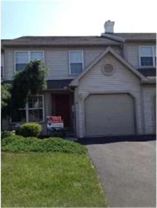 96 Wessex Ct, Reading, PA 19606