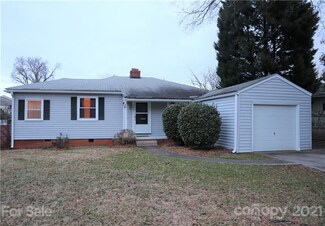 1421 Seneca Place, Charlotte, NC 28209