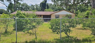 5211 Berkley Rd, Auburndale, FL 33823