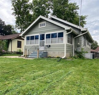 2325 44th St, Des Moines, IA 50310