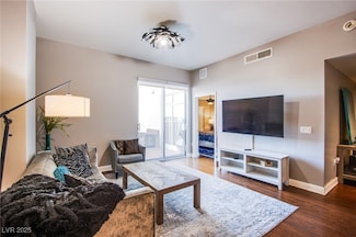 150 Las Vegas Blvd N Unit 807, Las Vegas, NV 89101