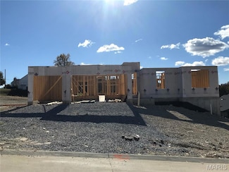 1604 Sugar Creek Dr, Festus, MO 63028