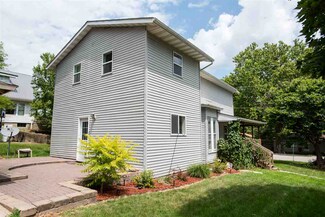 103 W Orange St, West Branch, IA 52358