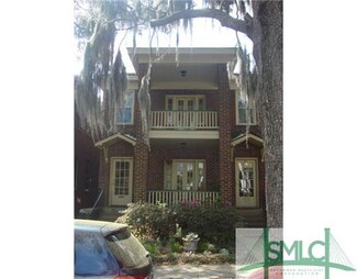 21 E 34th St, Savannah, GA 31401