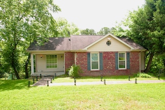 221 Santa Rosa Ct, Old Hickory, TN 37138