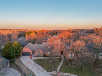 608 Fox Hill Dr, Edmond, OK 73034