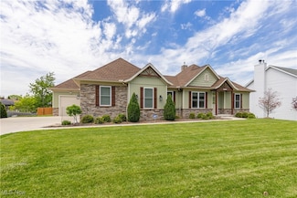 17552 Woodlawn Ct, Strongsville, OH 44149