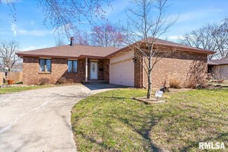 4128 Pickfair Rd, Springfield, IL 62703