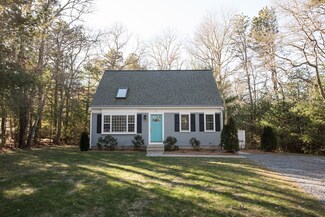 313 Osterville West Barnstable Rd, Osterville, MA 02655