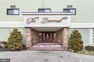 900 N Broom St Unit 1, Wilmington, DE 19806