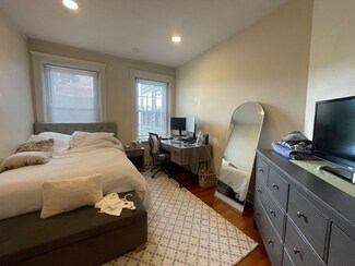 191 Winthrop Rd Unit 2, Brookline, MA 02445