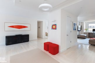 150 E 69th St Unit 7K, New York, NY 10021