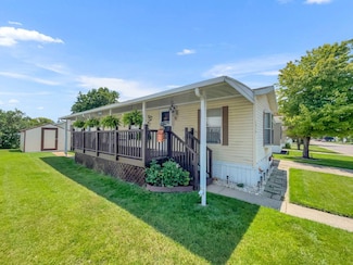 1816 Aldrin Ct, Milford Charter Township, MI 48381