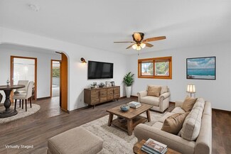 W10723 Blackhawk Trail Unit 4, Fox Lake, WI 53933