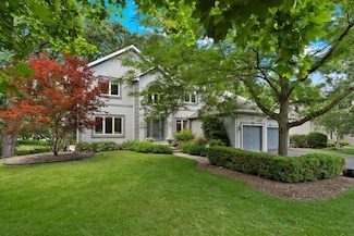 7488 Bittersweet Dr, Gurnee, IL 60031