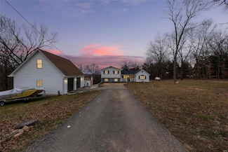 3521 Fountain City Rd, de Soto, MO 63020