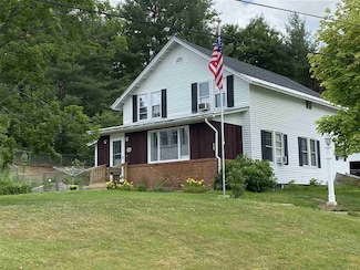 11 Pine Hill Rd, Littleton, NH 03561