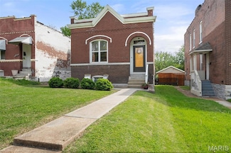 3640 Alberta St, Saint Louis, MO 63116