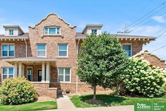 4004 Harney St, Omaha, NE 68131