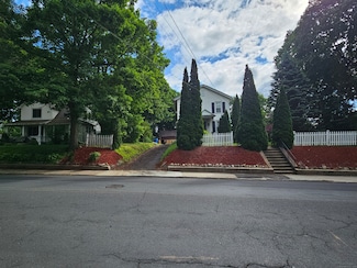 216 Bunker Hill Ave, Waterbury, CT 06708