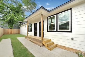 7939 Goode St, Houston, TX 77012