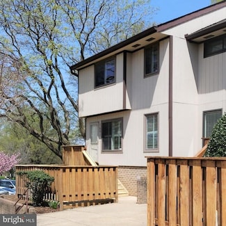 1691 Westwind Way Unit 1, McLean, VA 22102