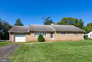 2319 New Hope St, Norristown, PA 19401