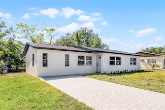2105 9th St NE, Winter Haven, FL 33881