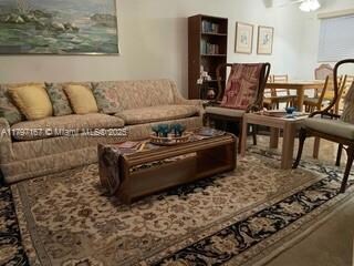705 Lori Dr Unit 203, Palm Springs, FL 33461