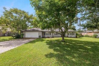 3041 Woodstock Ave, Lakeland, FL 33803
