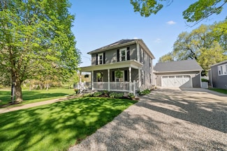 75 Washington St, Centerburg, OH 43011