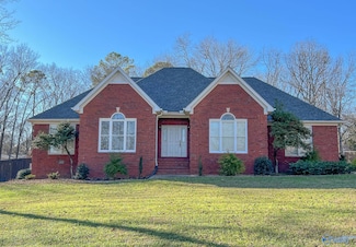 154 Forest Home Dr, Trinity, AL 35673