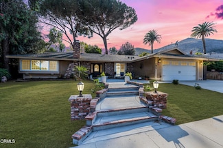 30 Vera Cruz St, Simi Valley, CA 93065