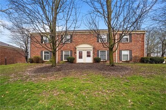 1305 W Market St Unit 1305, Akron, OH 44313