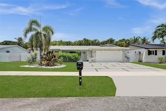 19780 SW 84th Ave, Cutler Bay, FL 33189