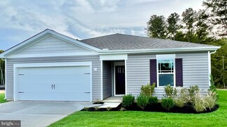 166 Plantation Dr, Felton, DE 19943