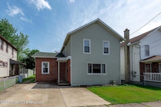 121 Cedar St, Exeter, PA 18643