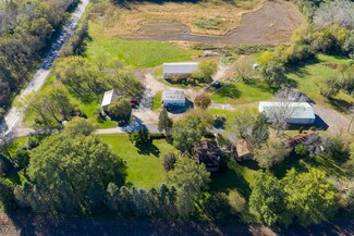4705 Roberts Rd, Island Lake, IL 60042