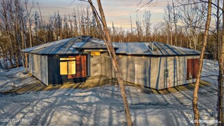 7094 N Ursa Minor Cir, Wasilla, AK 99654