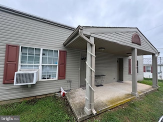 120 Ellis St, Martinsburg, WV 25404