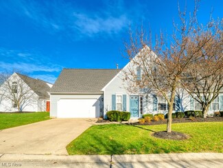 24640 Thicket Ln Unit K28, Olmsted Falls, OH 44138