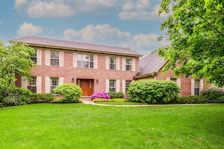 2872 Whispering Oaks Ct, Buffalo Grove, IL 60089
