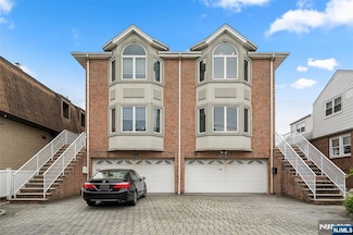 424 E Central Blvd Unit B, Palisades Park, NJ 07650