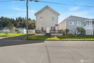 1117 E 1st St, Aberdeen, WA 98520