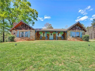 2632 Paisley Rd, Gretna, VA 24557