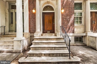 8 W Madison St Unit 42, Baltimore, MD 21201