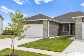 5800 S 95th St, Lincoln, NE 68526